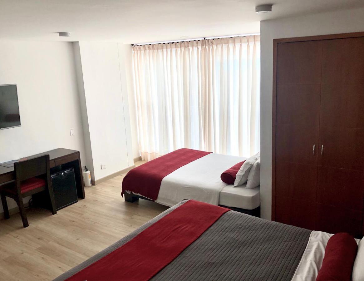 3H Hotel Florencia Plaza Medellín Exterior foto