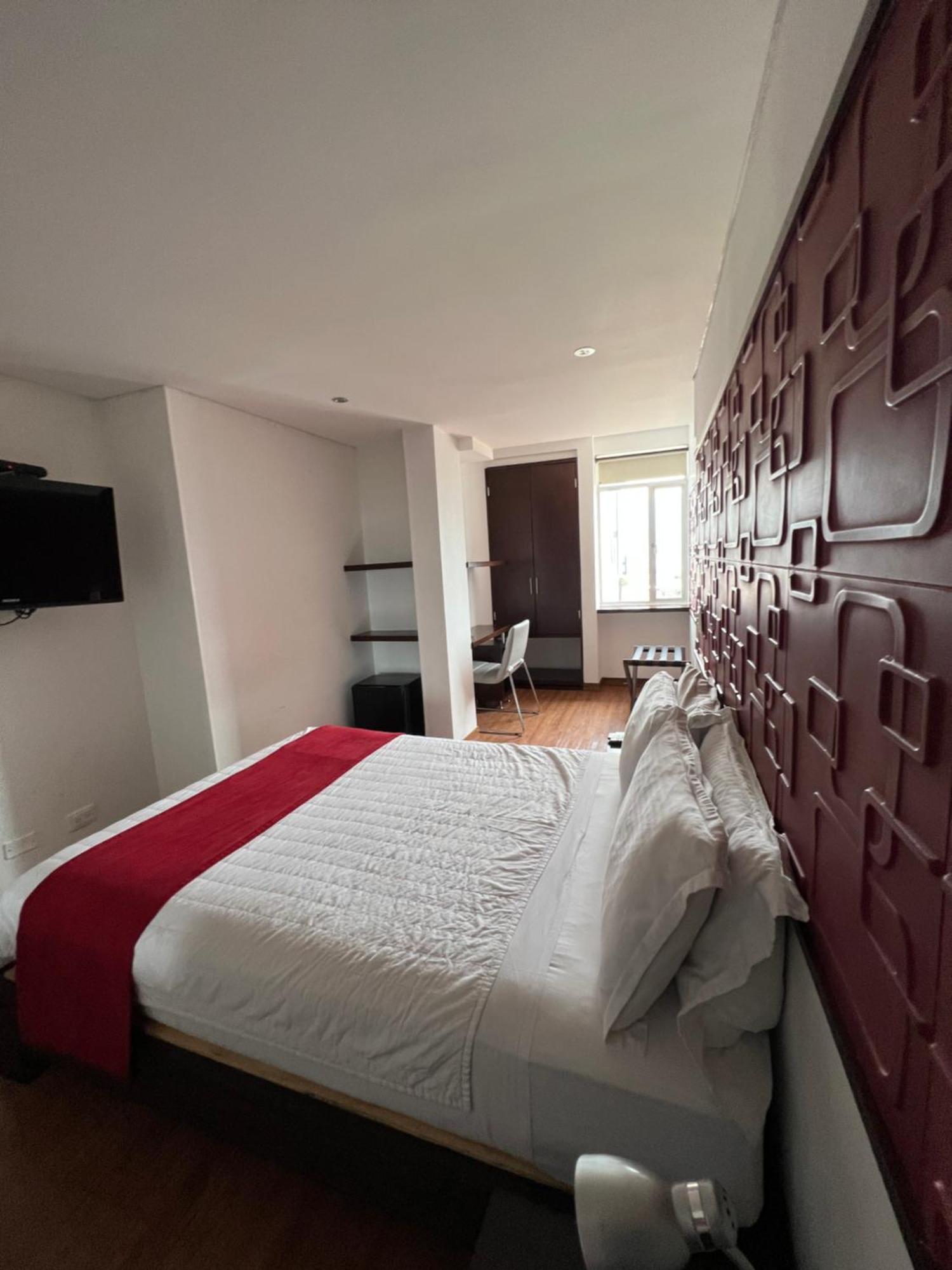 3H Hotel Florencia Plaza Medellín Exterior foto