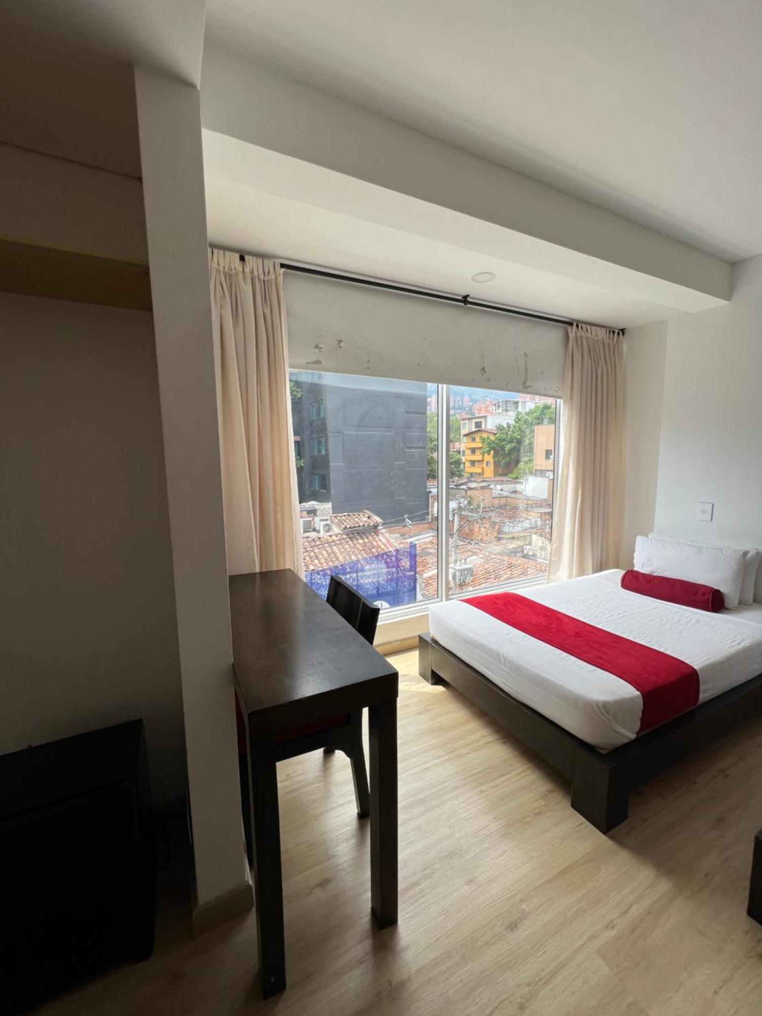 3H Hotel Florencia Plaza Medellín Exterior foto